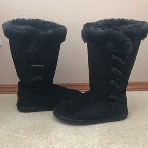 Warm Black Boots